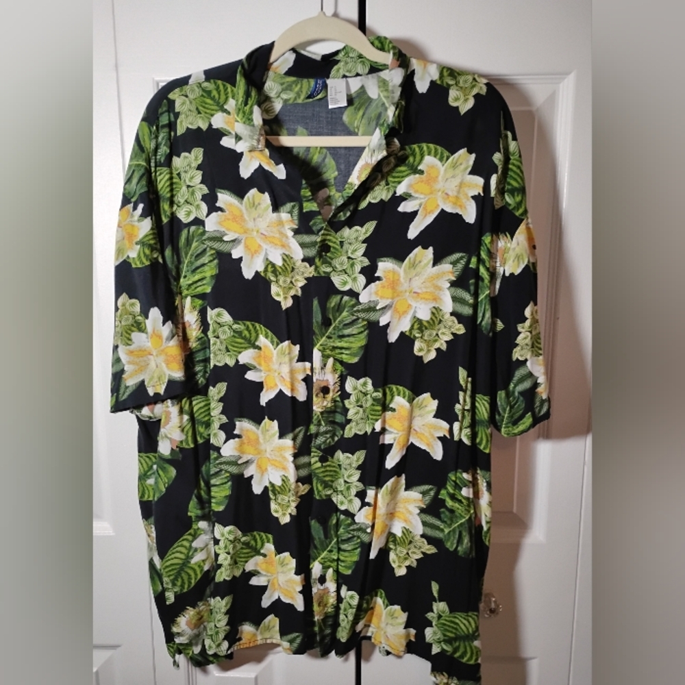 Men's Hawaiian shirt